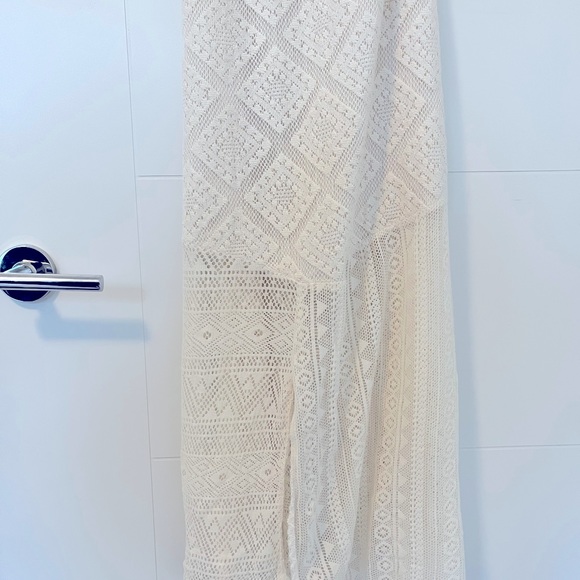 Zara Beach dress with asymmetrical bottom - Picture 6 of 7